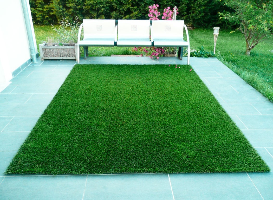 Tapis gazon synthétique